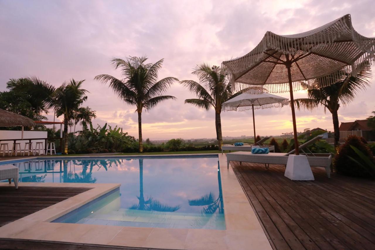 37 Sunset Village Bali Canggu Esterno foto